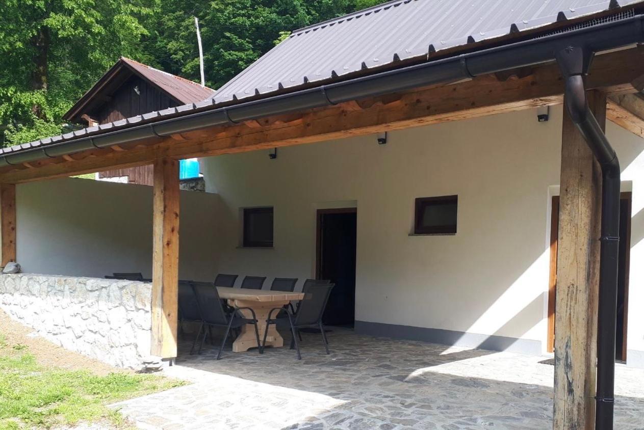 Posestvo Tmzek Villa Bovec Exterior photo